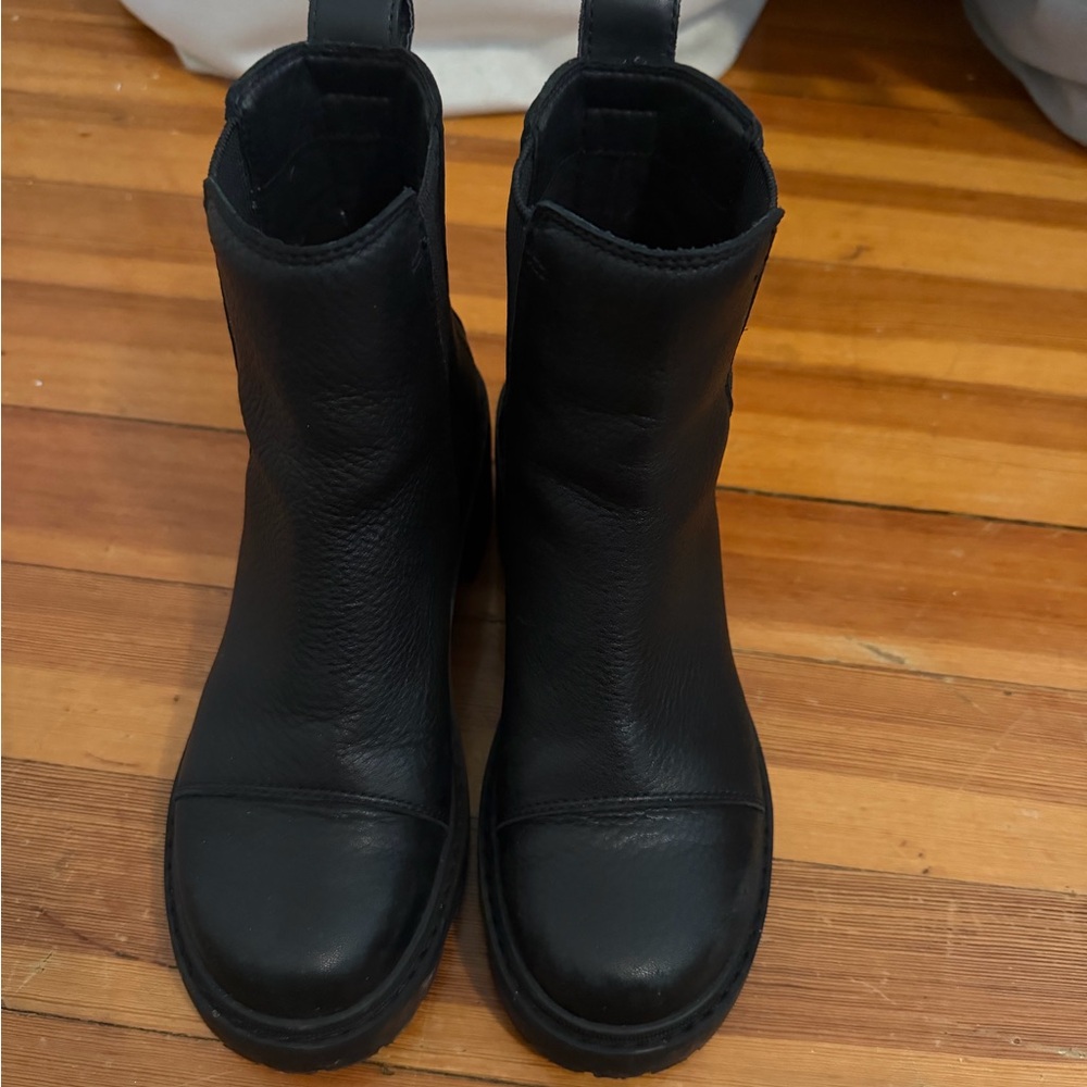 Joan Now Waterproof Chelsea Boot (Women)